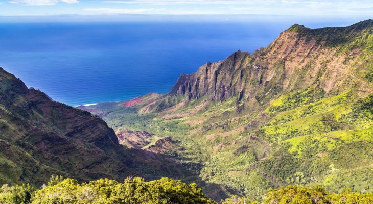 Kalalau Valley Lookout